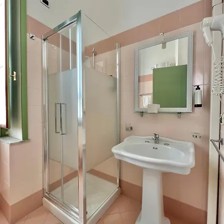 Posta Hotel Syracuse
