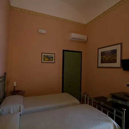 Posta 3* Συρακούσες