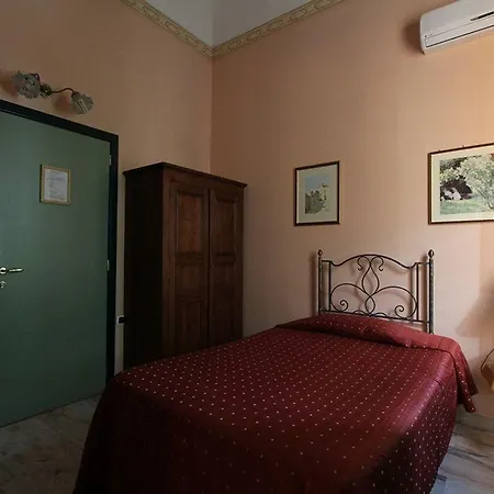 珀斯塔酒店 酒店