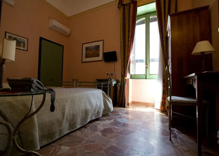 ポスタ シラクーサ