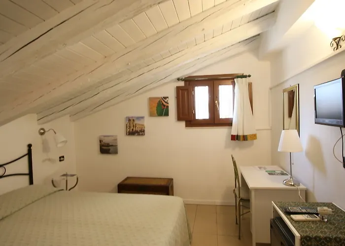 ポスタ シラクーサ